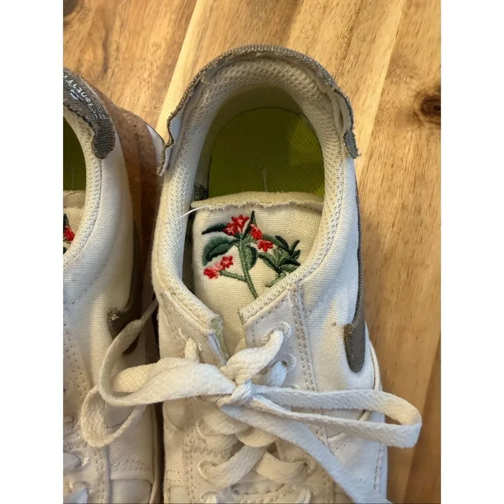 Nike DBreak-Type Pagoda